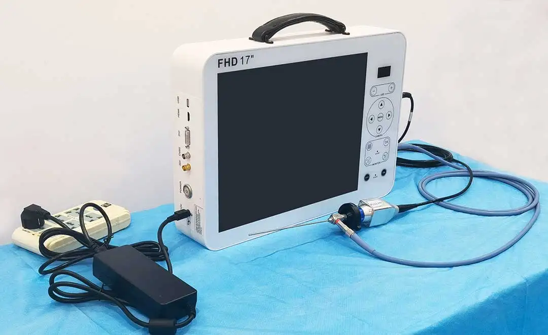 17 Inch HD Video Otoscope ENT  - огляд і ціна Medical Lab Images